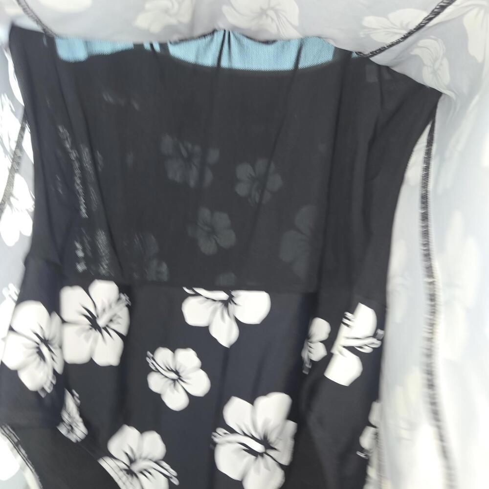 Disney Parks Minnie Mouse Flowers One Piece Black Floral Swimsuit Women's sz L - Picture 5 of 10